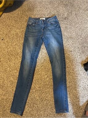 Encore Jeans Women’s Skinny Jeans in Faded Blue